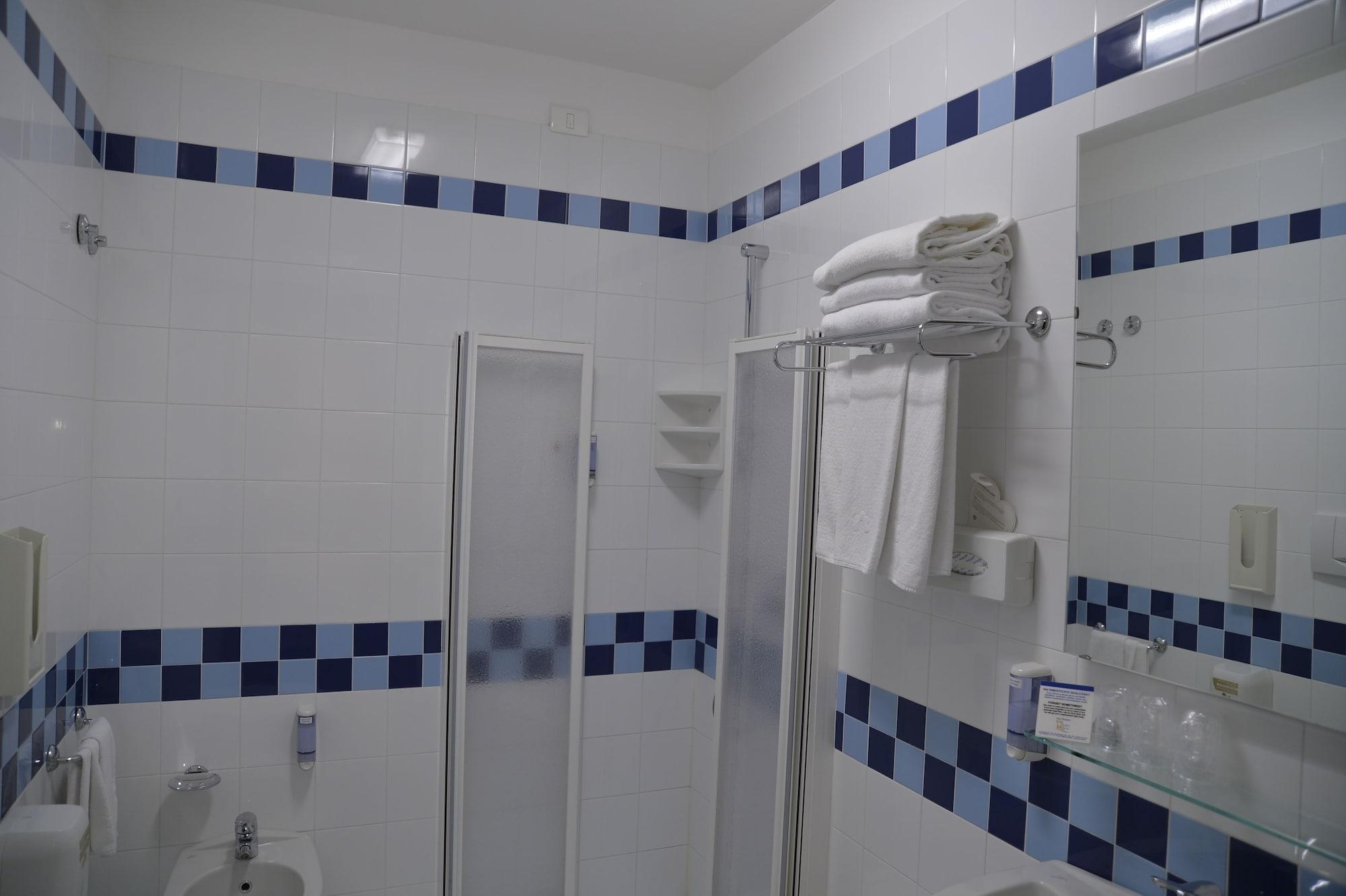 Western Soave Hotel 4*