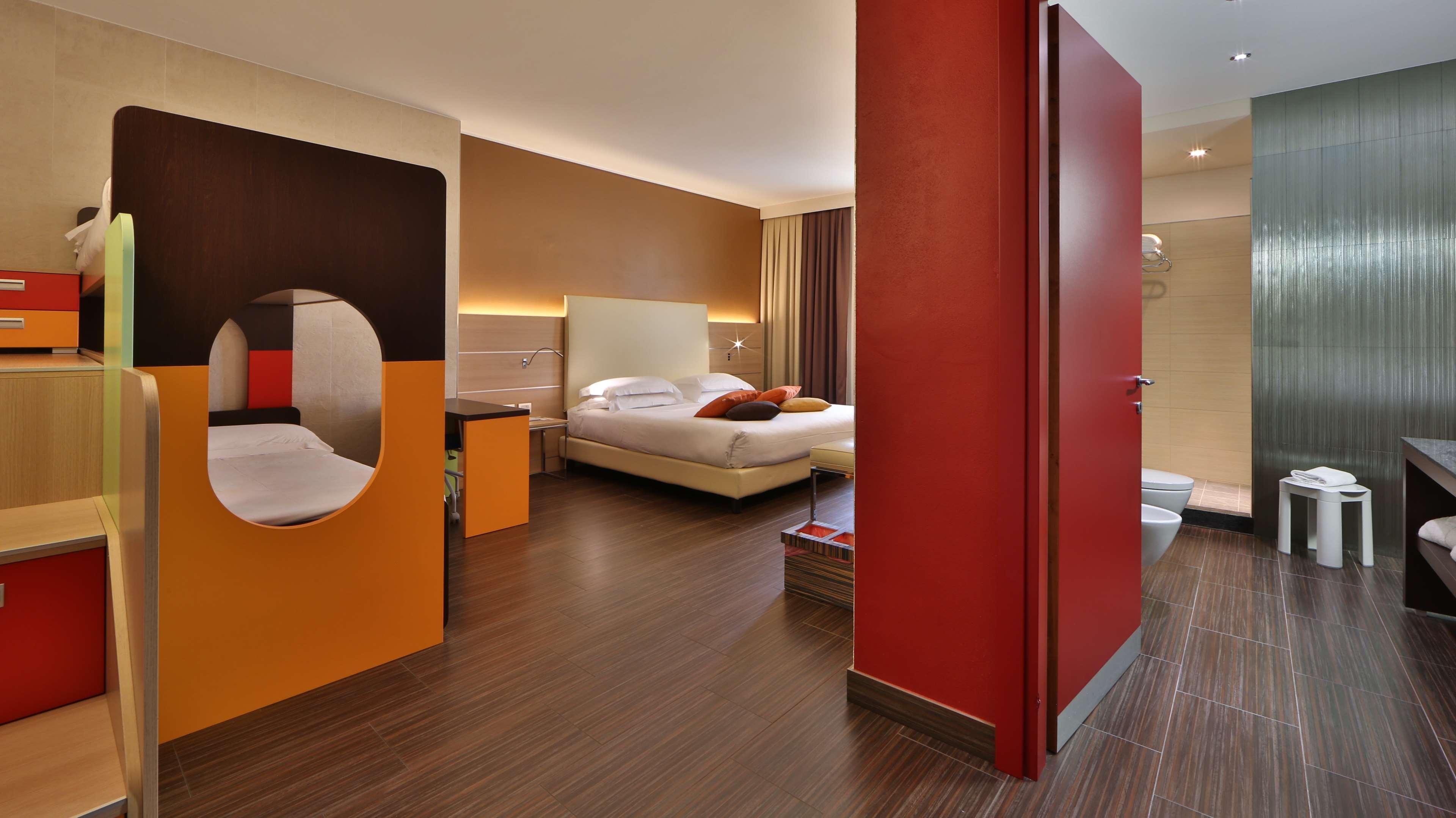 Western Soave Hotel 4*